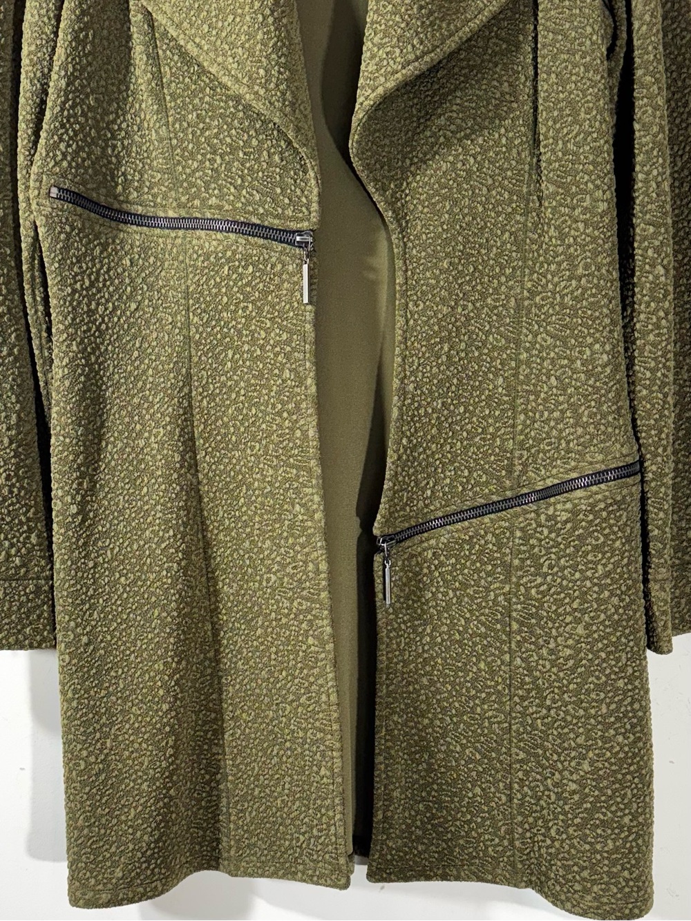 Eva Varro Barcelona Jacket Medium olive texture zipper accents edgy office - Picture 5 of 10